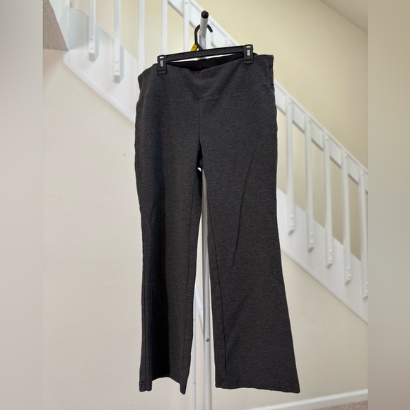 NWOT Style & Co Dark Gray Comfortable and Stylish Flared Pants Size XL - Picture 5 of 9